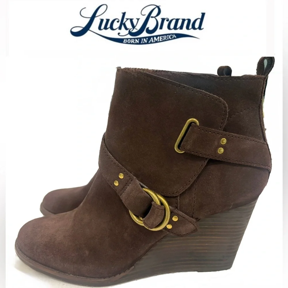 Women’s Lucky Brand Yerik Dk Brown Suede Wedge Ankle Boots EUC! Size 9